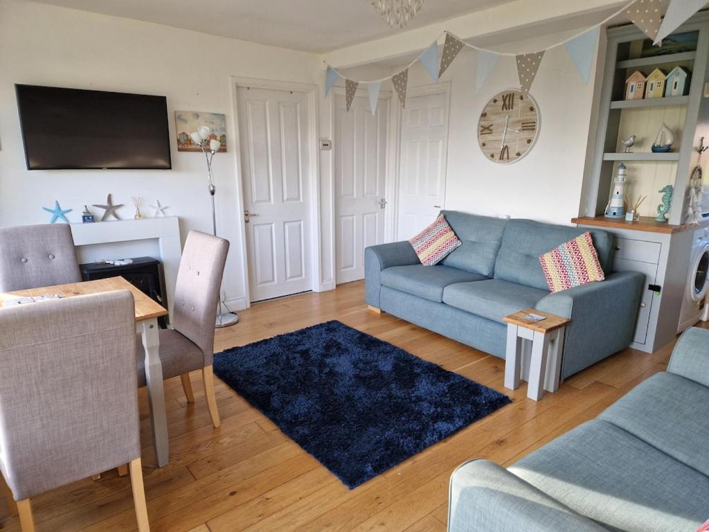 Caldon Holiday Chalet Sleeps 4 In Dartmouth Wifi Electric Inc Pet Friendly Екстериор снимка