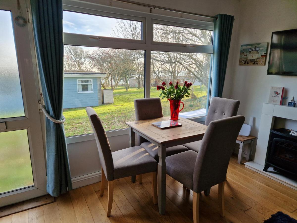 Caldon Holiday Chalet Sleeps 4 In Dartmouth Wifi Electric Inc Pet Friendly Екстериор снимка